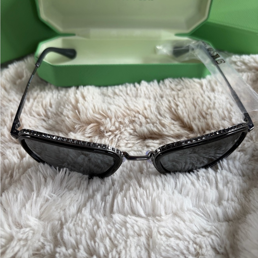 New Swarovski 7004 Sunglasses - Picture 2 of 3